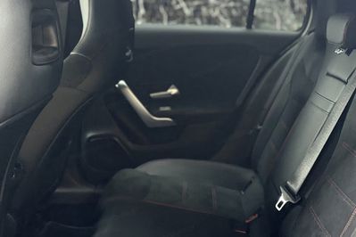 Mercedes A Klasa 220 4-Matic AMG Line