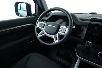 Land Rover Defender 110 3.0 D250 S