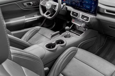 Ford Mustang GT Fastback 5.0 V8