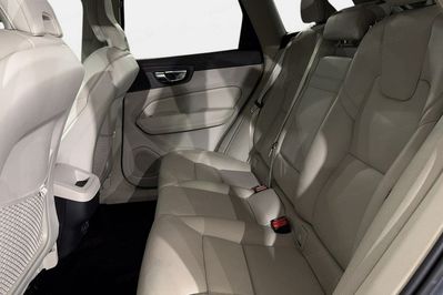 Volvo XC60 B4 D Momentum