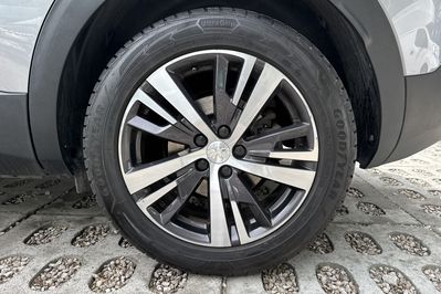 Peugeot 3008 Allure Pack 1.5 BlueHDi S&S EAT8