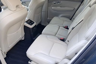 Volvo XC90 T8 AWD Plug-In Hybrid Ultra Bright 7os