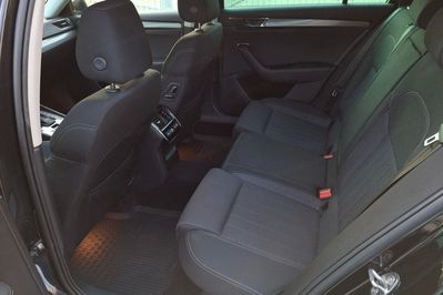 Skoda Superb 2.0 TDI SCR Style DSG