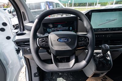 Ford Transit Custom Kombi 320 L2H1 M1 Trend