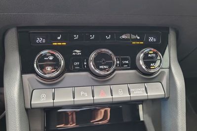 Skoda Karoq Sportline 2.0 TSI DSG 4x4