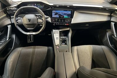 Peugeot 408 GT 1.2 mHEV e-DCS6