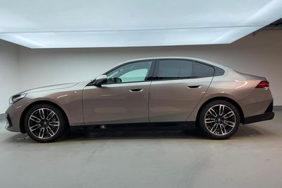 BMW Seria 5 520d M Sport