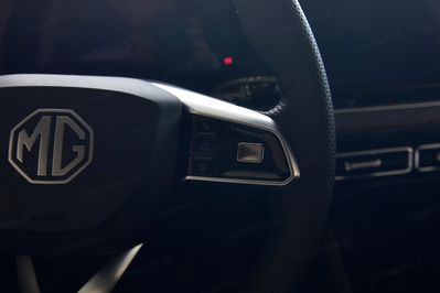 MG HS Exclusive 1.5 AT