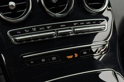 Mercedes GLC 200 4MATIC AMG Line mHEV