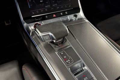 Audi A6 RS6 Avant TFSI quattro Performance