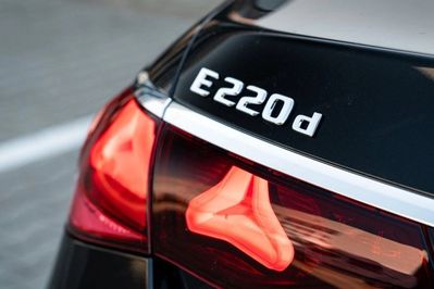Mercedes Klasa E 220 d  4-Matic AMG