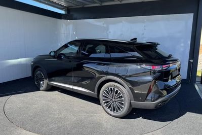 Omoda 9 1.5 Super Hybrid Exclusive AWD