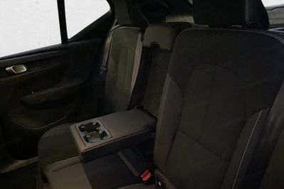 Volvo XC40 B3 B Plus Dark