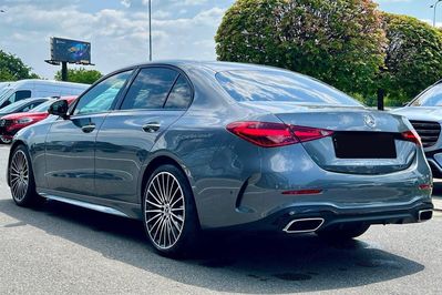 Mercedes Klasa C 200 4-Matic AMG