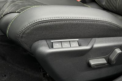 Peugeot 2008 GT e-DCS 1.2 mHEV