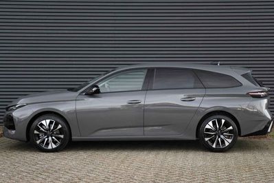 Peugeot 308 Allure S&S e-DCS6 1.2 mHEV