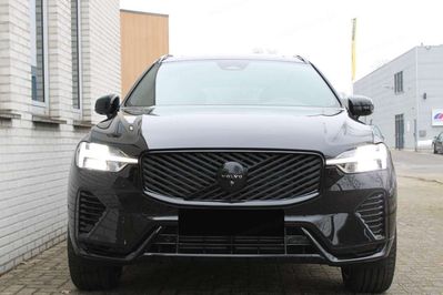 Volvo XC60 B5 AWD Ultra Black Edition