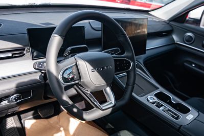 Chery Tiggo 8 1.6 T-GDI Comfort DCT