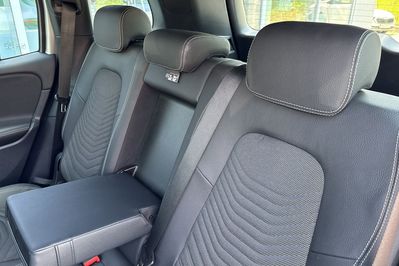 Mercedes GLB 200