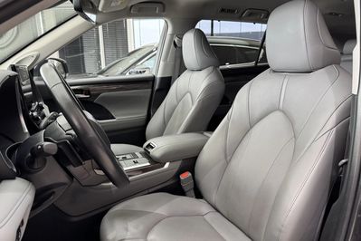 Toyota Highlander 2.5 Hybrid Prestige 4x4