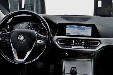 BMW Seria 3 318d  Advantage aut