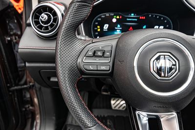 MG HS 1.5 T-GDI Exclusive DCT
