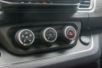 Renault Trafic Kombi L2H1 AT9