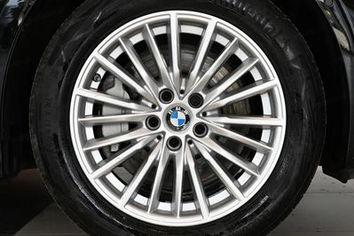 BMW Seria 3 Touring 330i xDrive Luxury Line