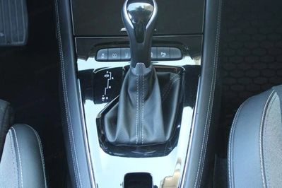 Opel Grandland X 1.6 T Eleganc aut