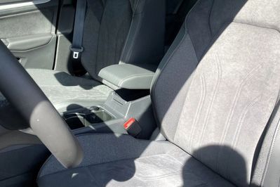Volkswagen Golf Life 2.0 TDI