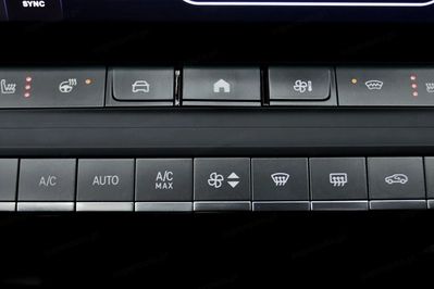 Opel Astra 1.2 T Elegance S&S