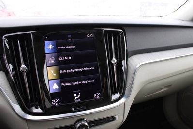 Volvo V60 Cross Country D4 Momentum Pro aut