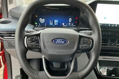 Ford Tourneo Custom 320 L2H1 Active A8 AWD