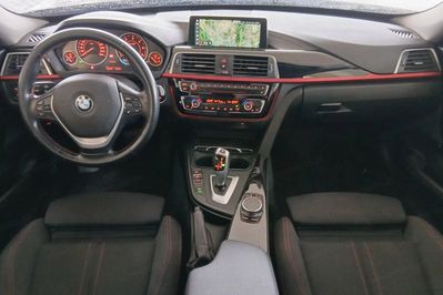 BMW Seria 3 Gran Turismo 320d xDrive Sport Line