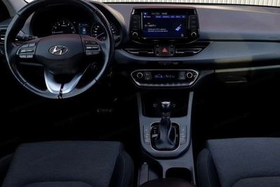 Hyundai i30 1.5 T-GDI Smart DCT