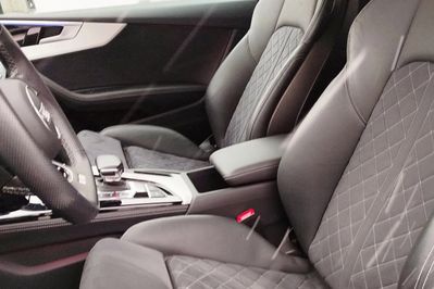 Audi A5 45 TFSI mHEV quattro S tronic