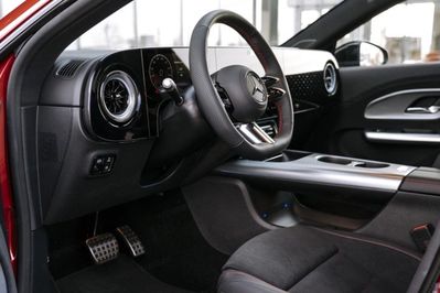 Mercedes CLA 350 4-Matic AMG Line