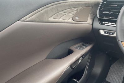 Lexus RX 450h+ Omotenashi 2.5 Hybrid Plug-in