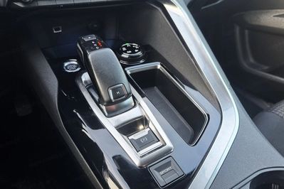 Peugeot 5008 1.6 THP Allure S&S EAT6