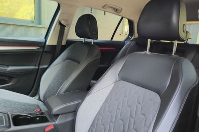 Volkswagen Golf TDI Life DSG