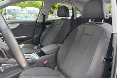 Audi A4 35 TFSI Advanced