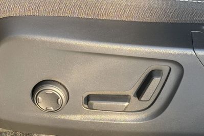 Volvo XC40 B3 Plus Dark aut