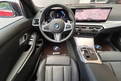 BMW Seria 3 320d xDrive mHEV M Sport sport-aut