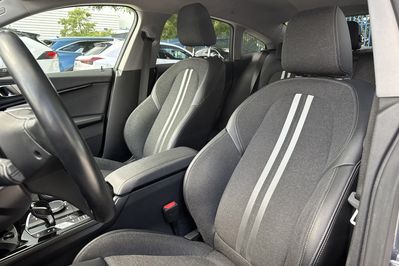 BMW Seria 2 218i Sport Line