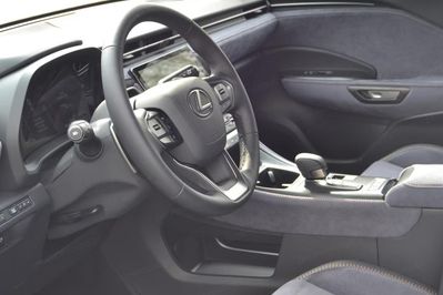 Lexus LBX Cool 1.5 Hybrid