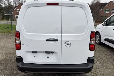 Opel Combo Van Cargo L2 EAT8