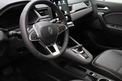 Renault Captur Techno 1.8 E-TECH Full Hybrid