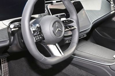 Mercedes Klasa E 220 d 4-Matic AMG