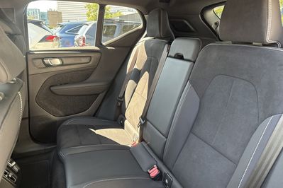 Volvo XC40 B4 AWD Plus Bright