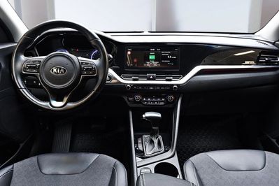 Kia Niro 1.6 GDI Hybrid L